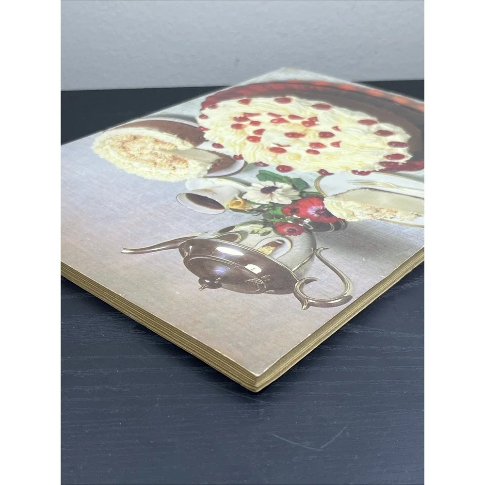 Wonderful‎ Ways to Prepare Cheesecakes Jo Ann Shirley Vintage Cookbook